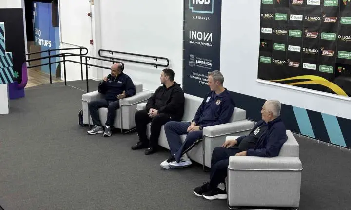 Lenda do esporte, ex-técnico do voleibol brasileiro participa de palestra em Sapiranga
