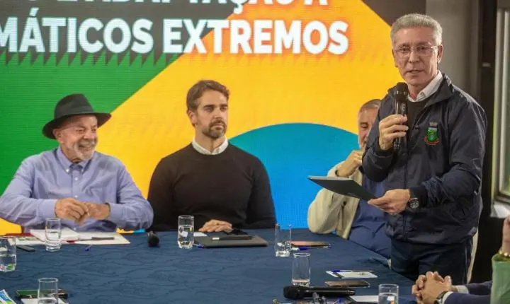 Lula anuncia repasse de R$ 75 milhões para construção de Casas de Bombas em Canoas após reunião com prefeito Airton Souza, governador e outras autoridades
