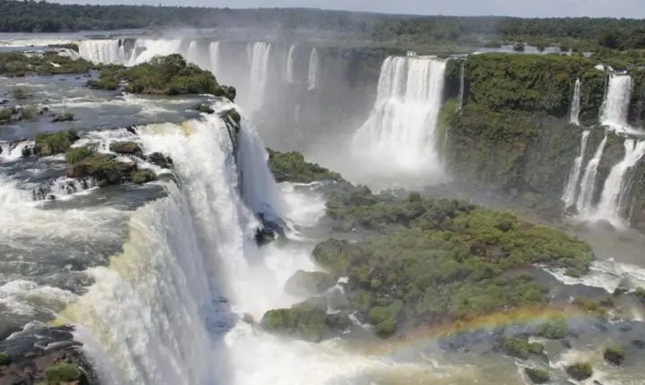 Quer morar de graça perto das Cataratas do Iguaçu? Oportunidade oferece hospedagem em troca de trabalho